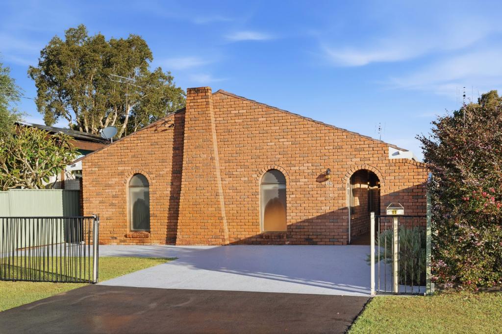 68 Watkin Ave, Woy Woy, NSW 2256
