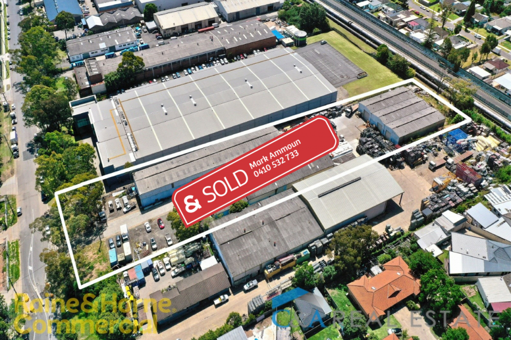 33-35 Pavesi St, Smithfield, NSW 2164