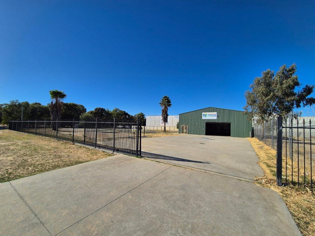 18-20 Frigate Way, Bullsbrook, WA 6084
