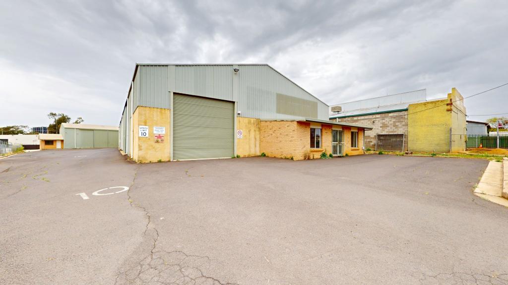 4 Young St, Dubbo, NSW 2830