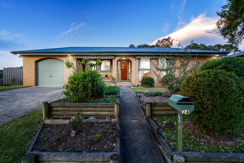 24 Shanke Cres, Kings Langley, NSW 2147