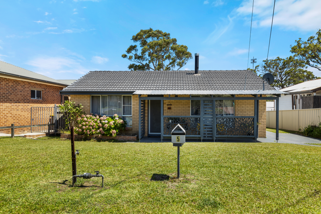 5 Gibson Cres, Sanctuary Point, NSW 2540