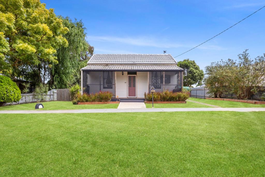 48 Lawrence St, Beaufort, VIC 3373