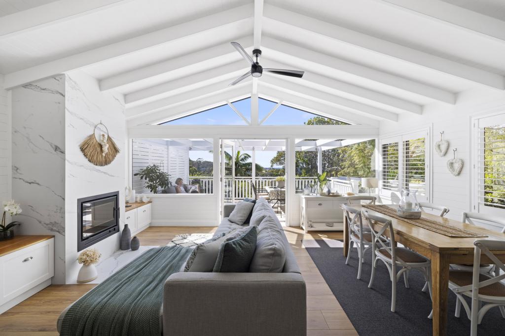 30 Southern Cross Way, Allambie Heights, NSW 2100