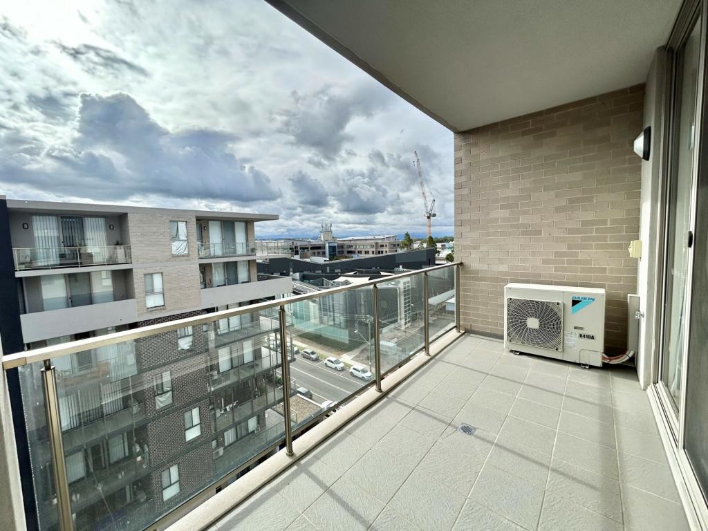 708a/48-56 Derby St, Kingswood, NSW 2340