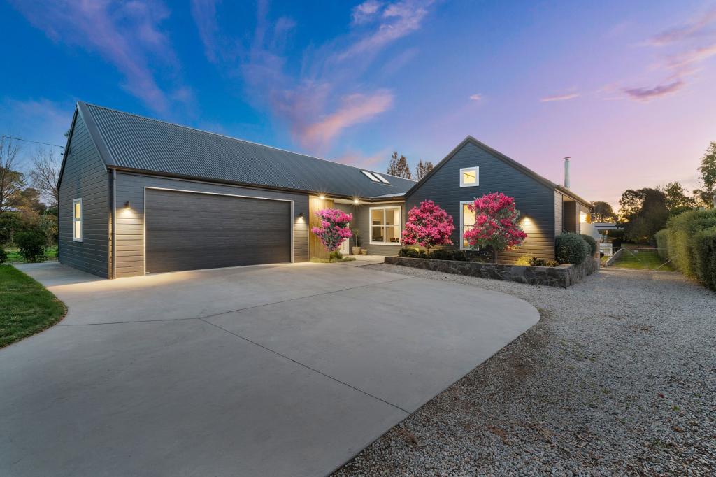 86 Cork St, Gundaroo, NSW 2620