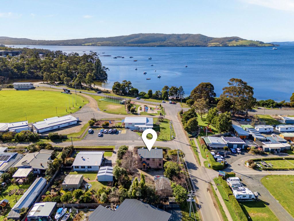54 Beach Rd, Snug, TAS 7054