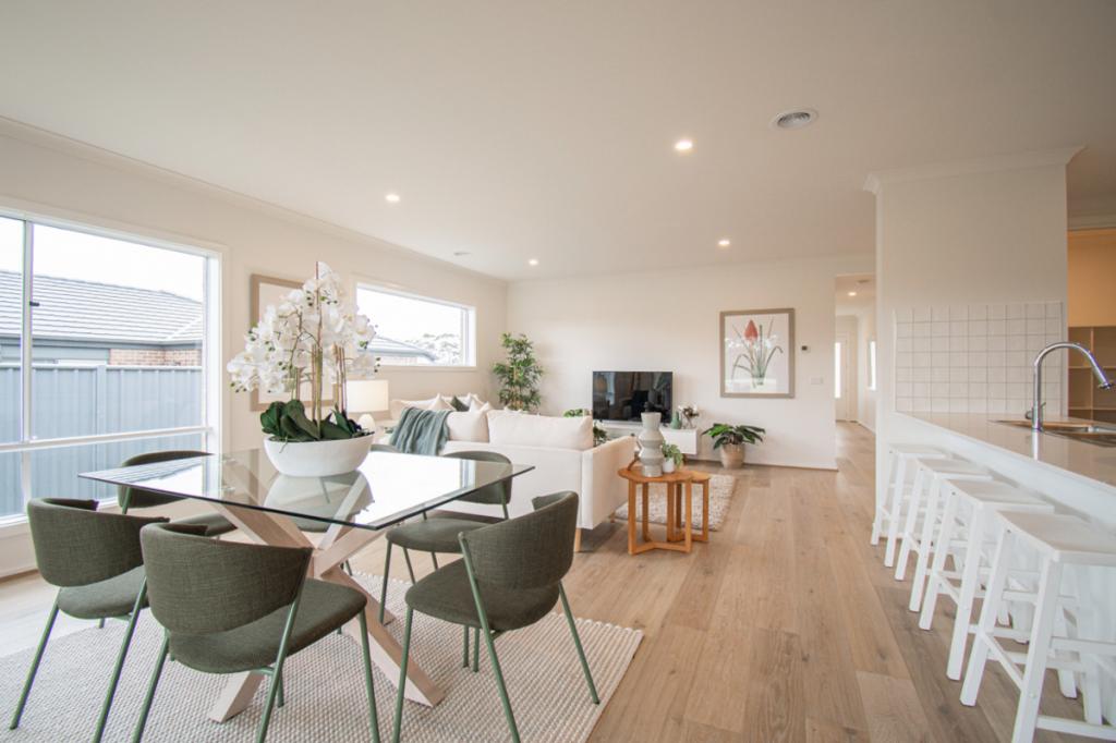 24 Ventura Rd, Drouin, VIC 3818