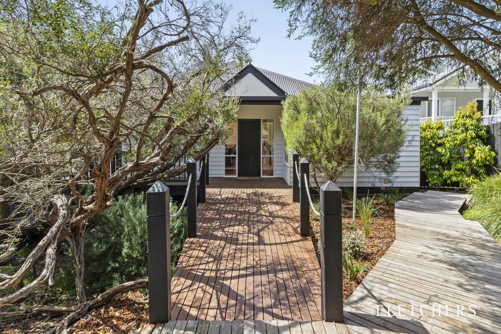 16 Benjamin Pde, Blairgowrie, VIC 3942