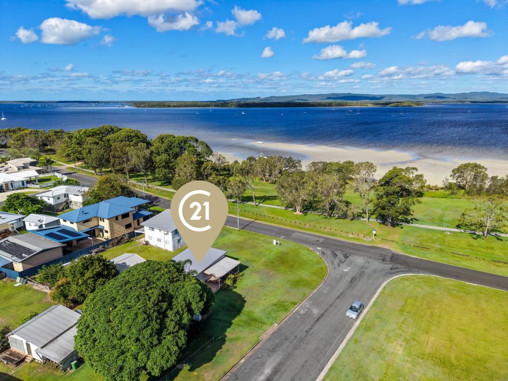 64 Esplanade, Tin Can Bay, QLD 4580