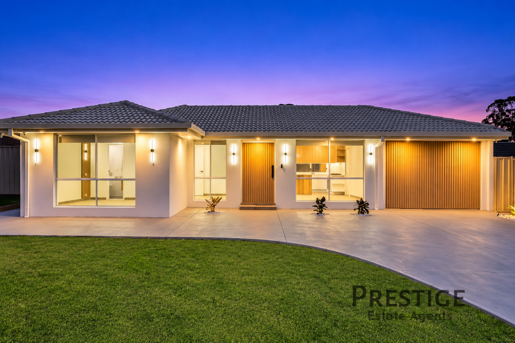 1 Mersey Cl, Bossley Park, NSW 2176