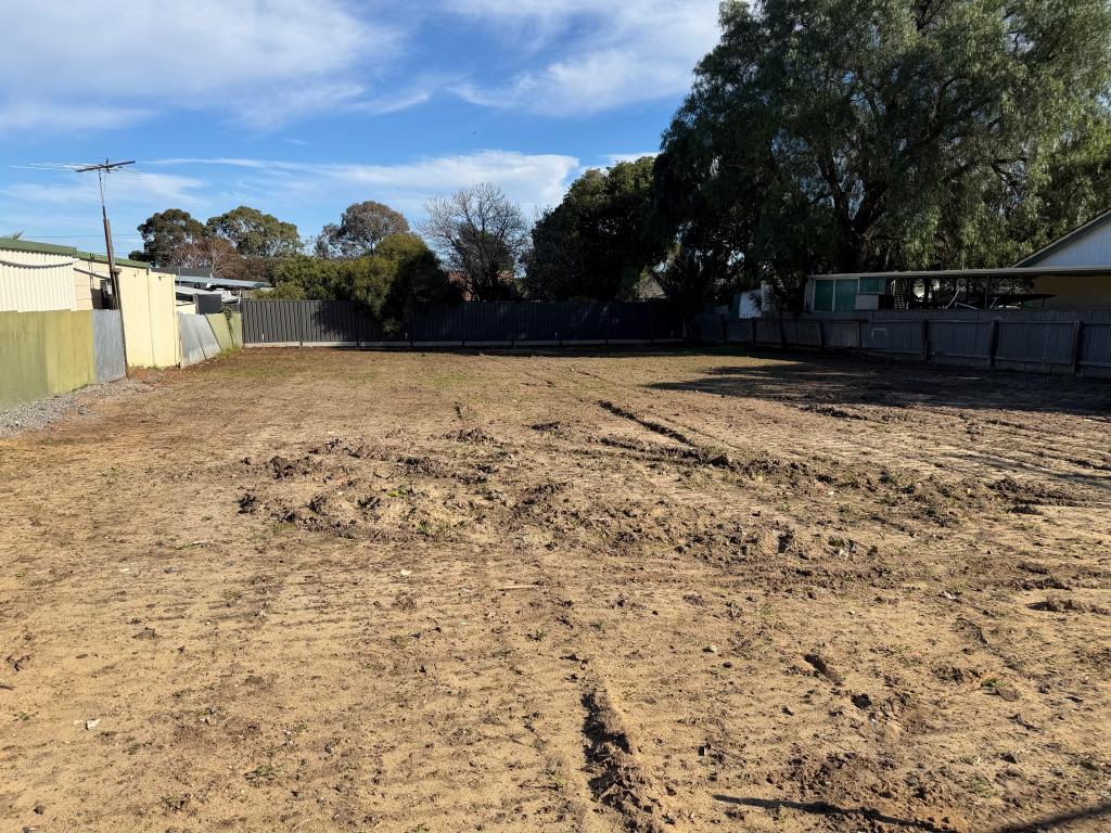 21 Edmund St, Christie Downs, SA 5164