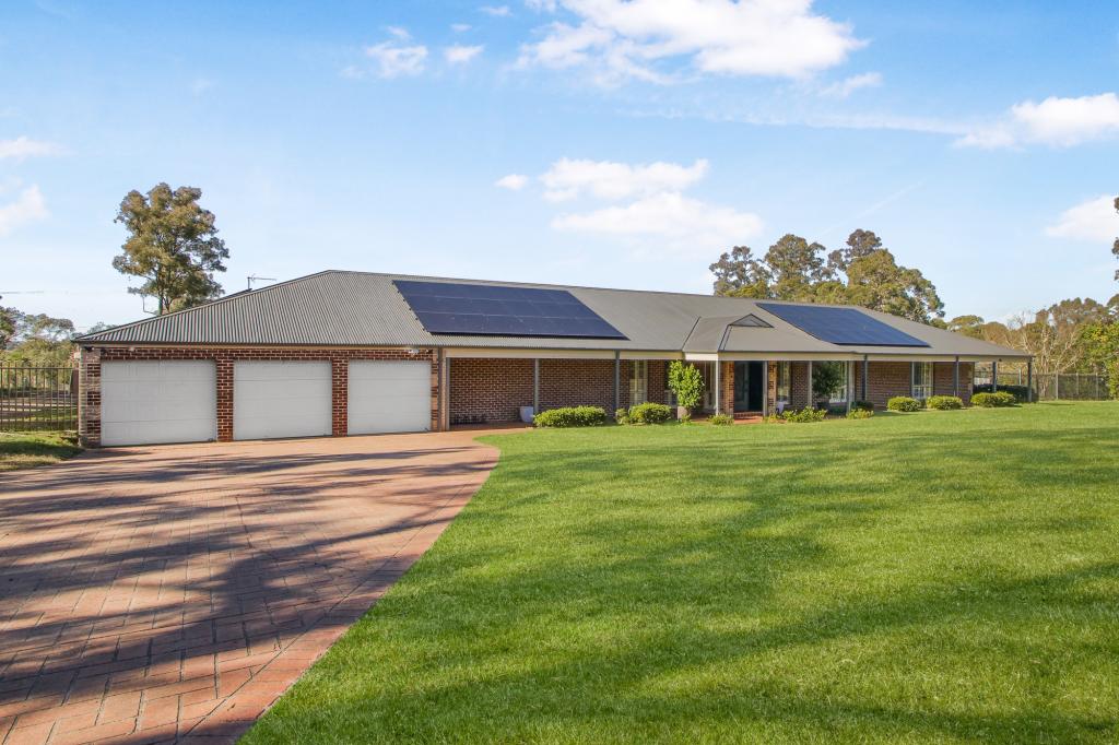 9 AVON PL, WINDSOR DOWNS, NSW 2756