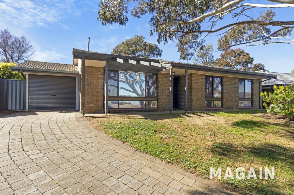 11 Maralyn Ct, Aberfoyle Park, SA 5159