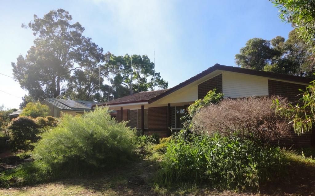 6 Orangedale Rd, Lesmurdie, WA 6076