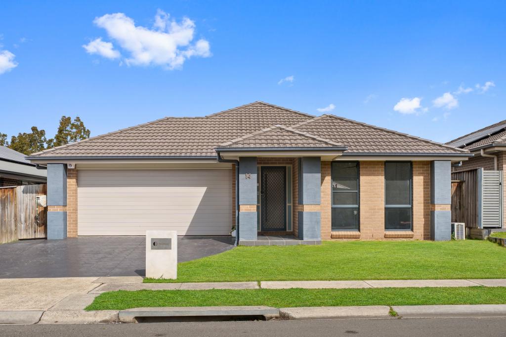 14 Wader St, Cranebrook, NSW 2749
