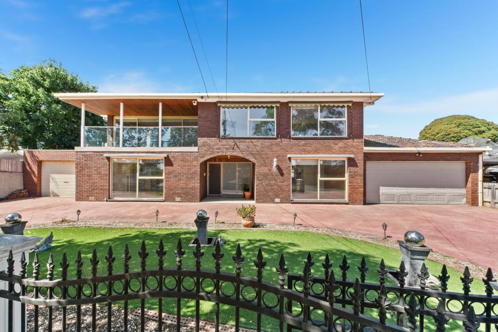 41 Tudawali Cres, Wheelers Hill, VIC 3150