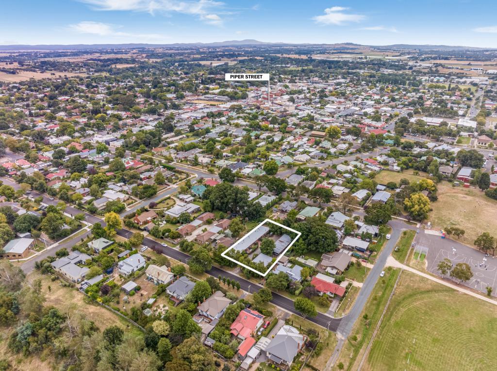 Units 1/8, 21-23 Maxwell St, Kyneton, VIC 3444