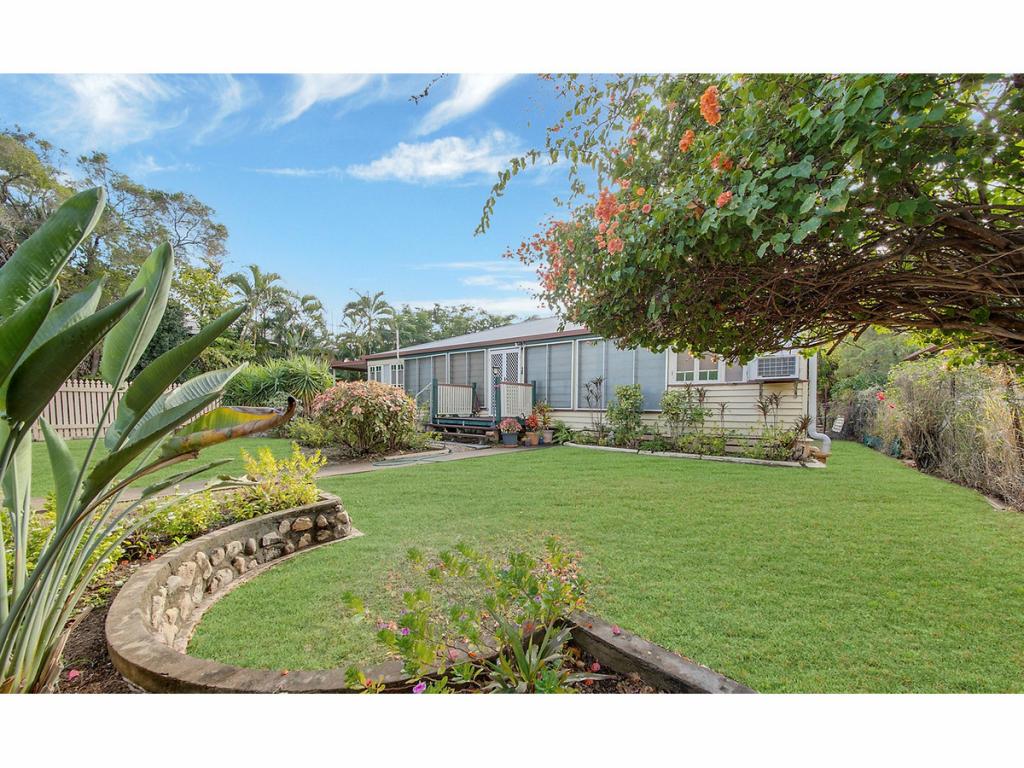 48 Haynes St, Park Avenue, QLD 4701