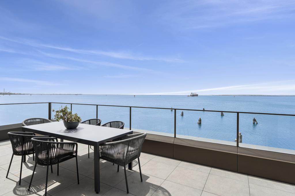 201/20 LADY NELSON DR, RIPPLESIDE, VIC 3215