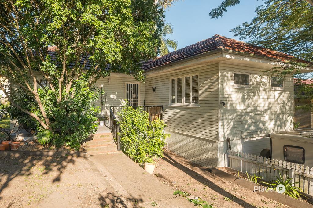 19 MARTHA ST, CAMP HILL, QLD 4152