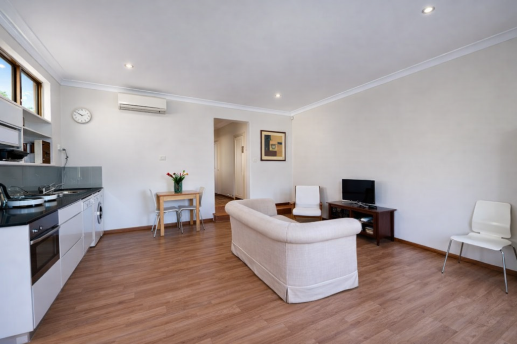 Flat/8 Hyde Ave, Killarney Heights, NSW 2087