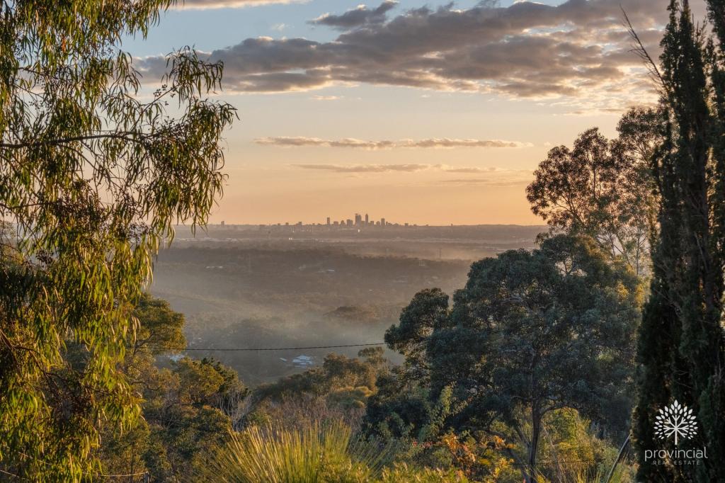 25 LEITHDALE RD, DARLINGTON, WA 6070