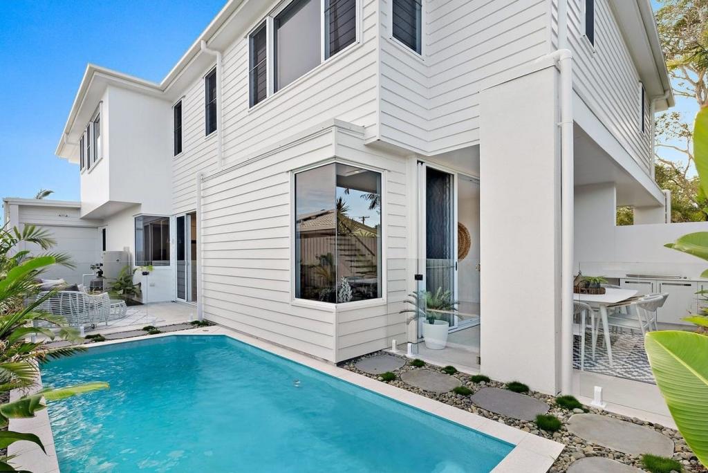 2/17 Perina St, Warana, QLD 4575