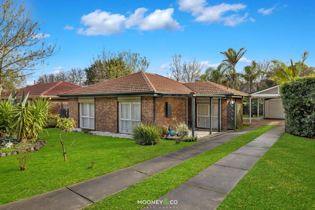 5 FRANCIS CT, NARRE WARREN, VIC 3805