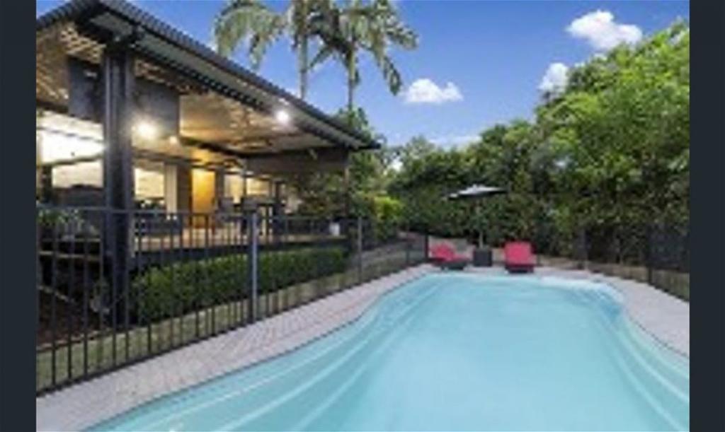 62 Andaman St, Jamboree Heights, QLD 4074