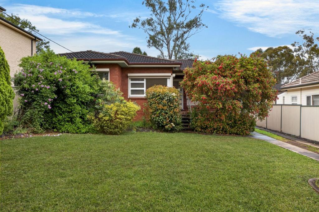 65 Belmont Rd, Glenfield, NSW 2167