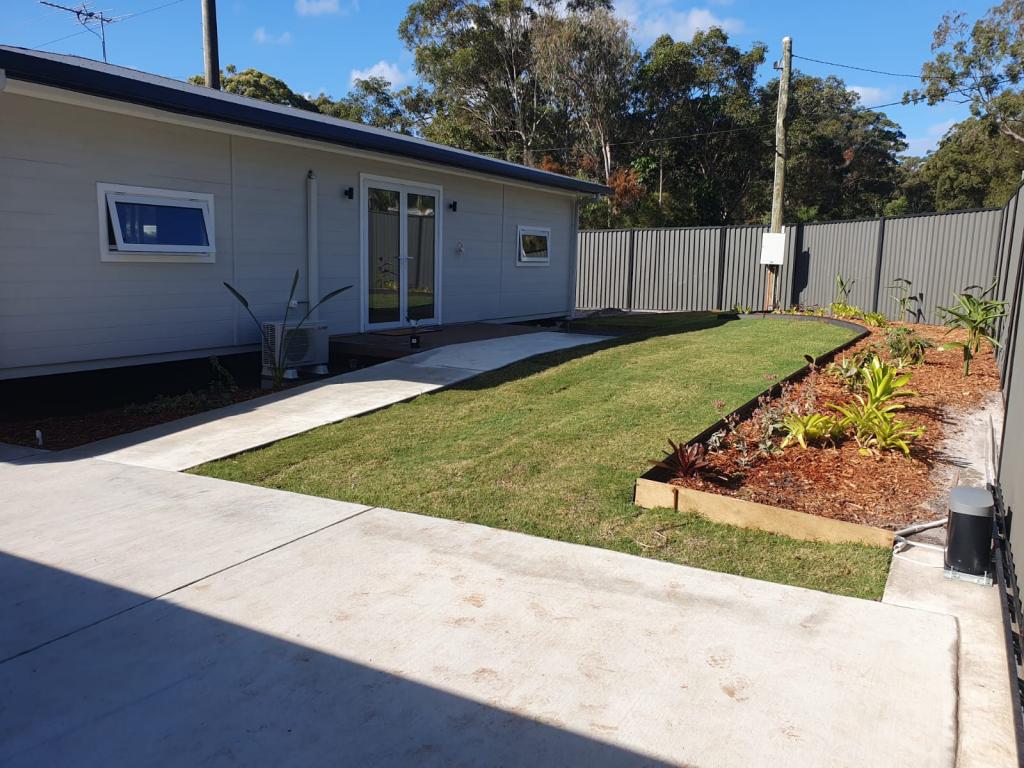 5 ROSE BAY DR, RUSSELL ISLAND, QLD 4184