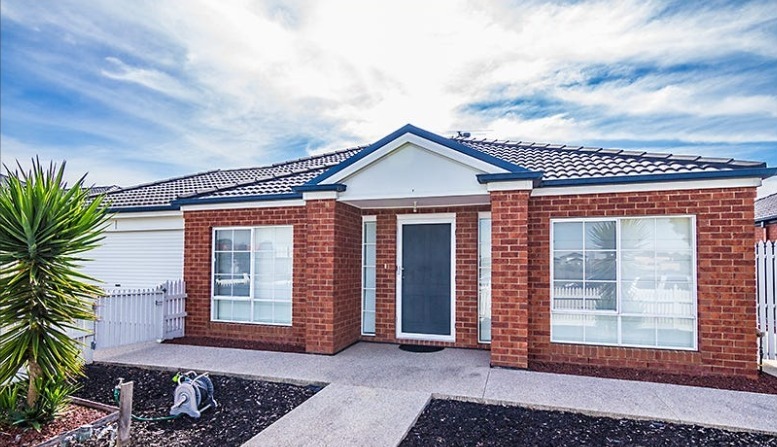 93 Aylmer Rd, Lynbrook, VIC 3975
