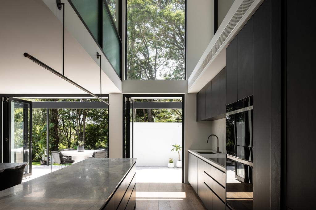 1 Burrendong Pl, Avalon Beach, NSW 2107