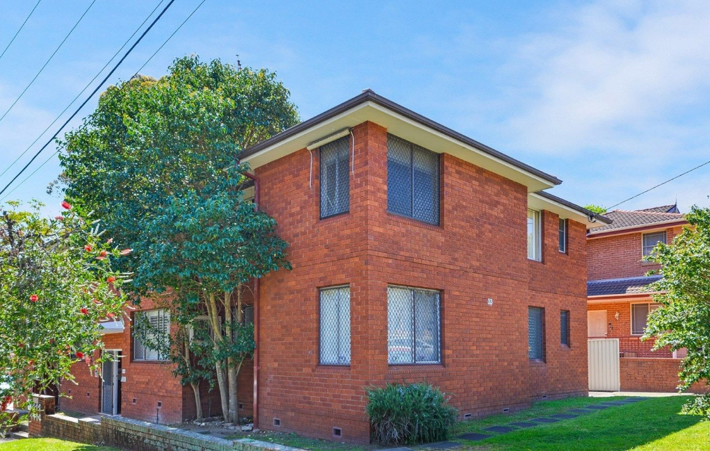 4/33 GRAHAM RD, NARWEE, NSW 2209