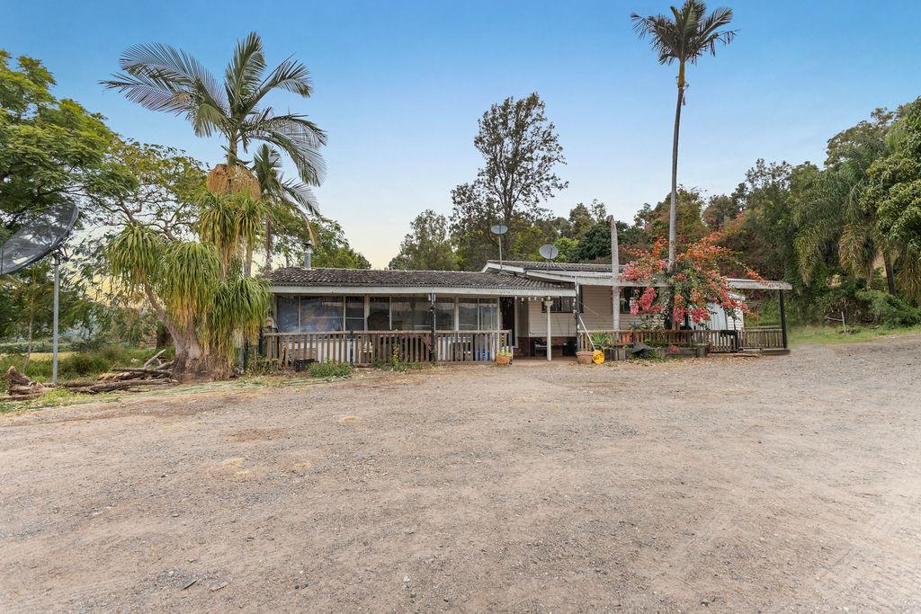 255 Lefthand Branch Rd, Lefthand Branch, QLD 4343