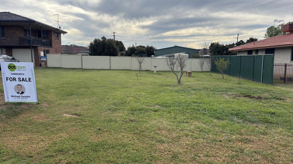 9 Mcdonald Cres, Calala, NSW 2340