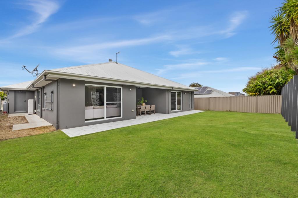 55 Unwin Rd, Redland Bay, QLD 4165
