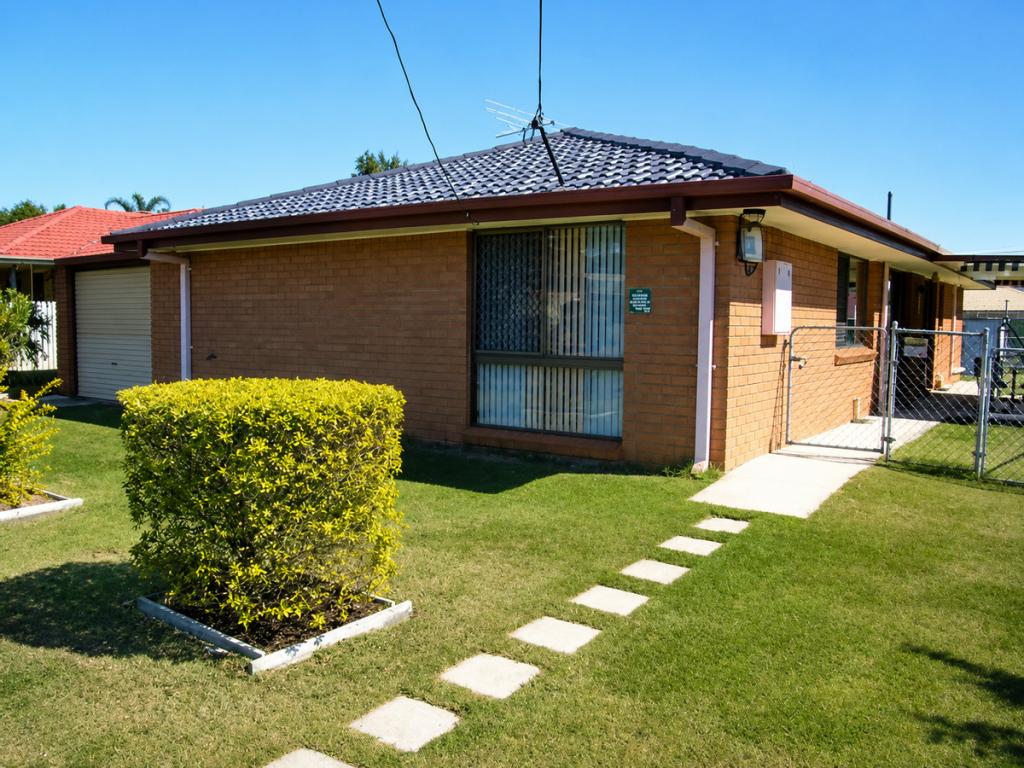 17 Masterton St, Kippa-Ring, QLD 4021