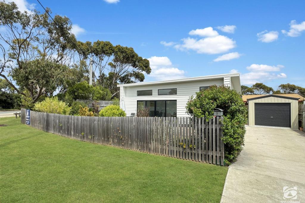 9 Flounder Rd, Lake Tyers Beach, VIC 3909