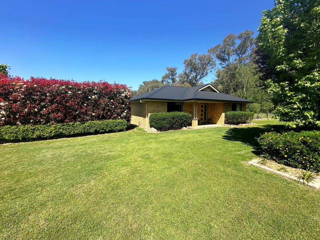 28 Levetts Rd, Young, NSW 2594