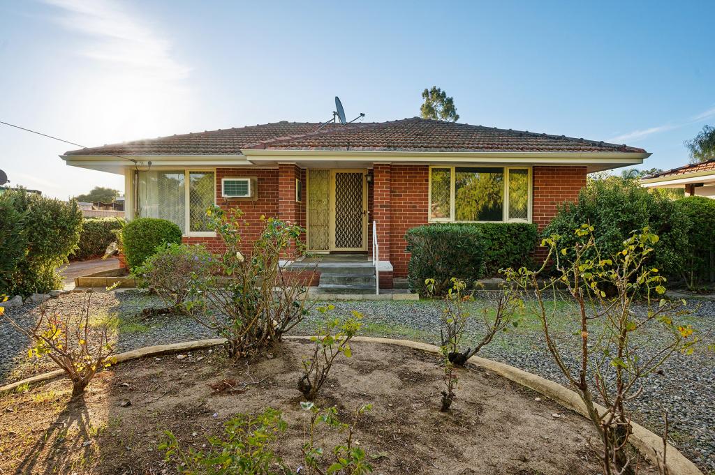 5 Grasmere Pl, Kelmscott, WA 6111