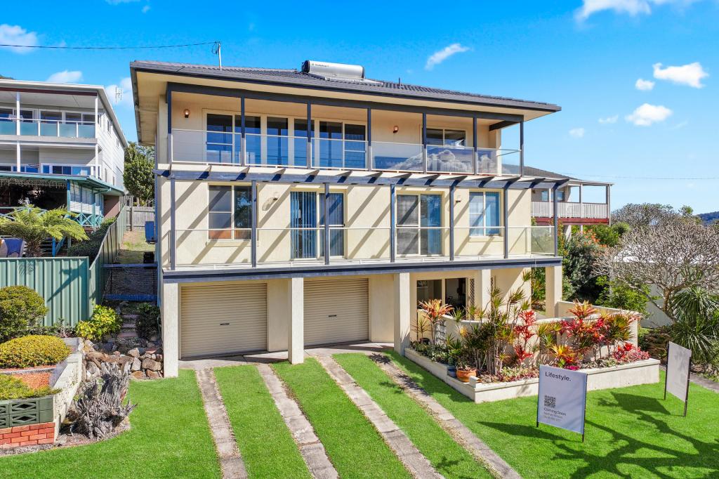 3 High St, Crescent Head, NSW 2440