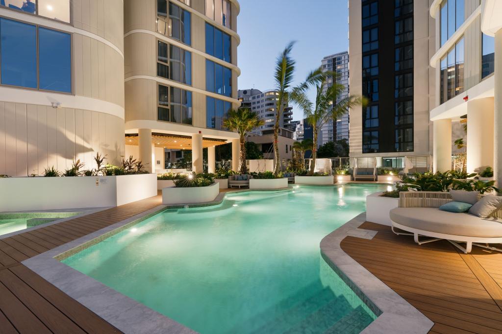 10801/11-23 CRONIN AVE, MAIN BEACH, QLD 4217