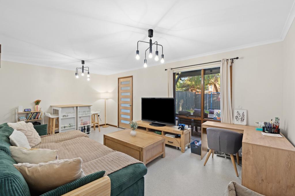 24 Ormiston Ct, Taperoo, SA 5017