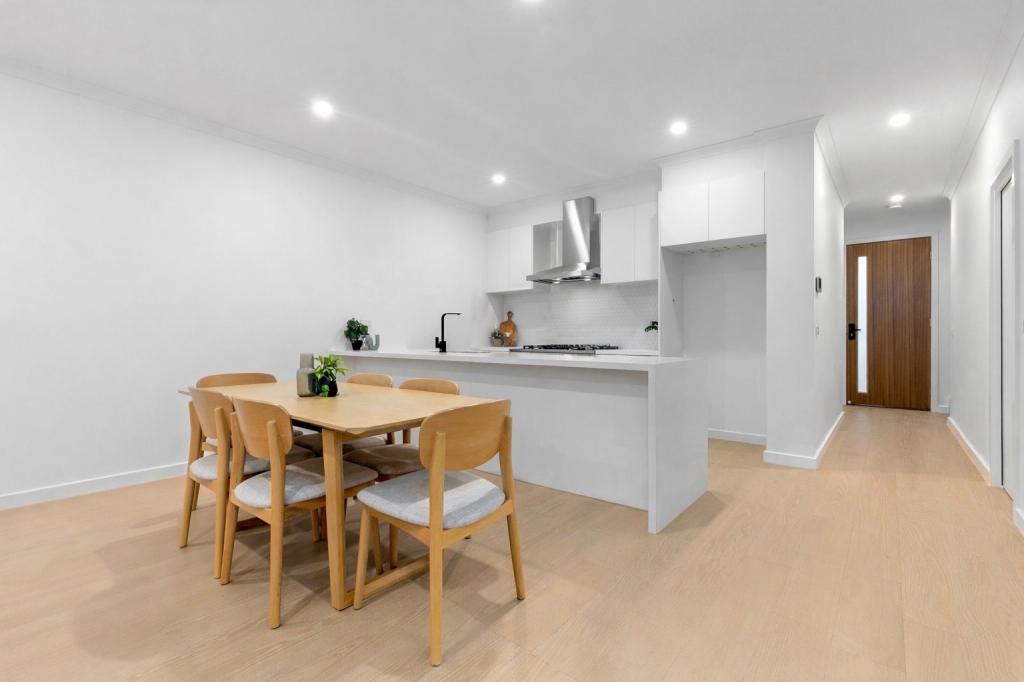 3/25 CLEVELAND RD, ASHWOOD, VIC 3147