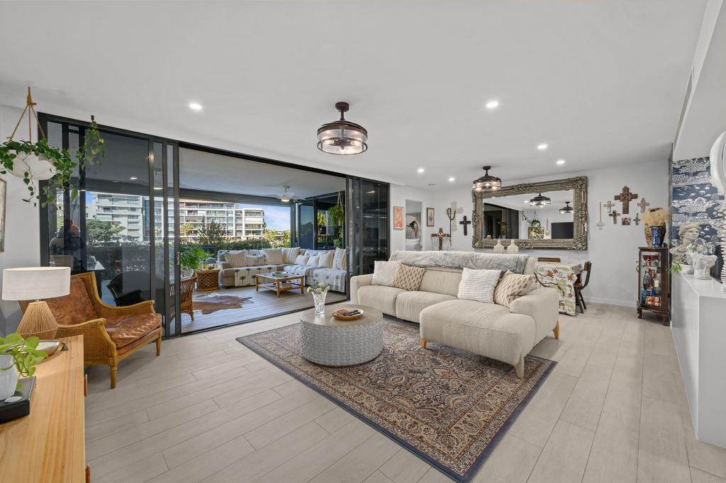 6103/323 Bayview St, Hollywell, QLD 4216