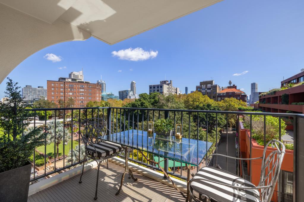 516/2a Elizabeth Bay Rd, Potts Point, NSW 2011