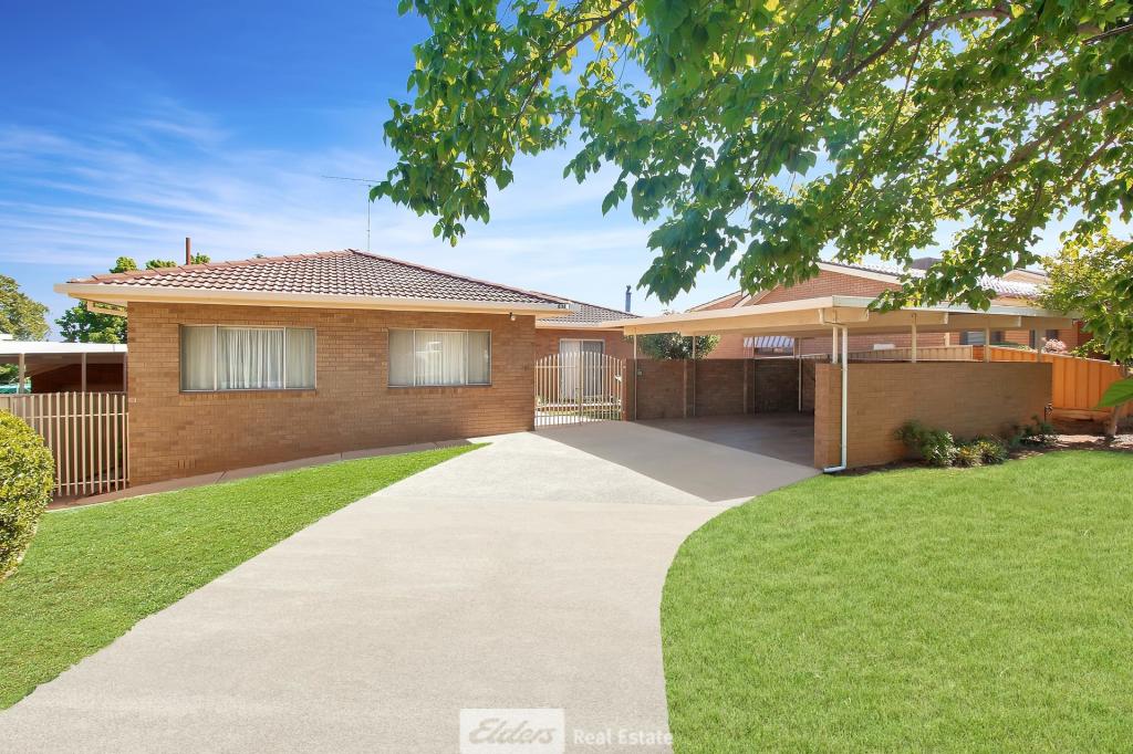 87 MCNABB CRES, GRIFFITH, NSW 2680