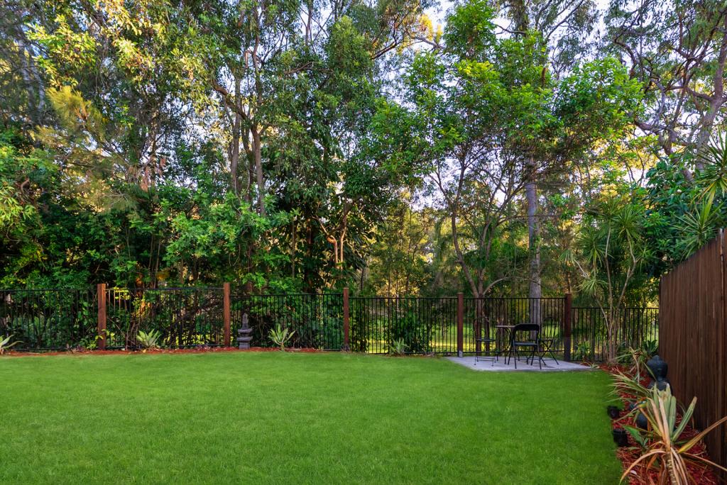 5 Sandalwood Tce, Nerang, QLD 4211